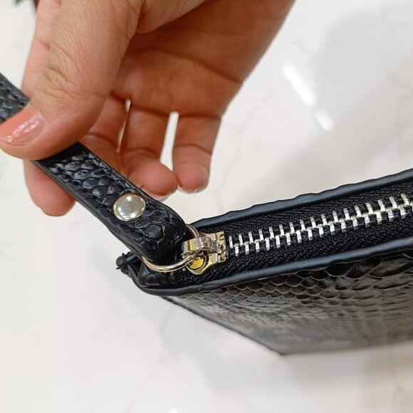 Green Women's Snakeskin Pu Leather Party Envelope Clutch with Hand Strap, Large - Picture 6 of 6